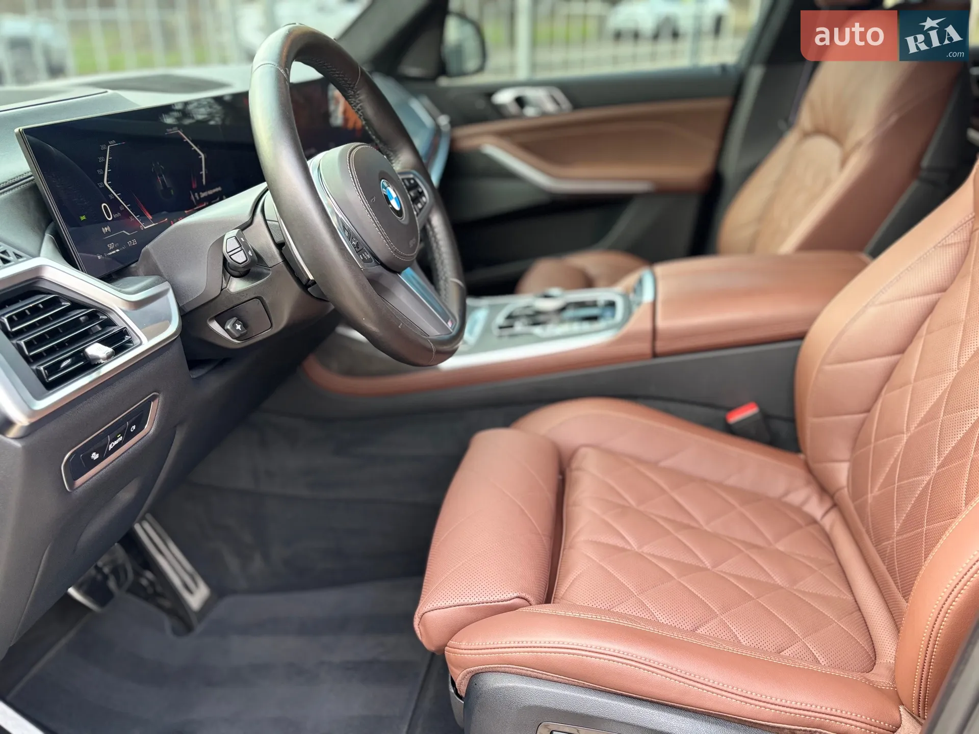 2023 BMW X7 - мініатюра 23