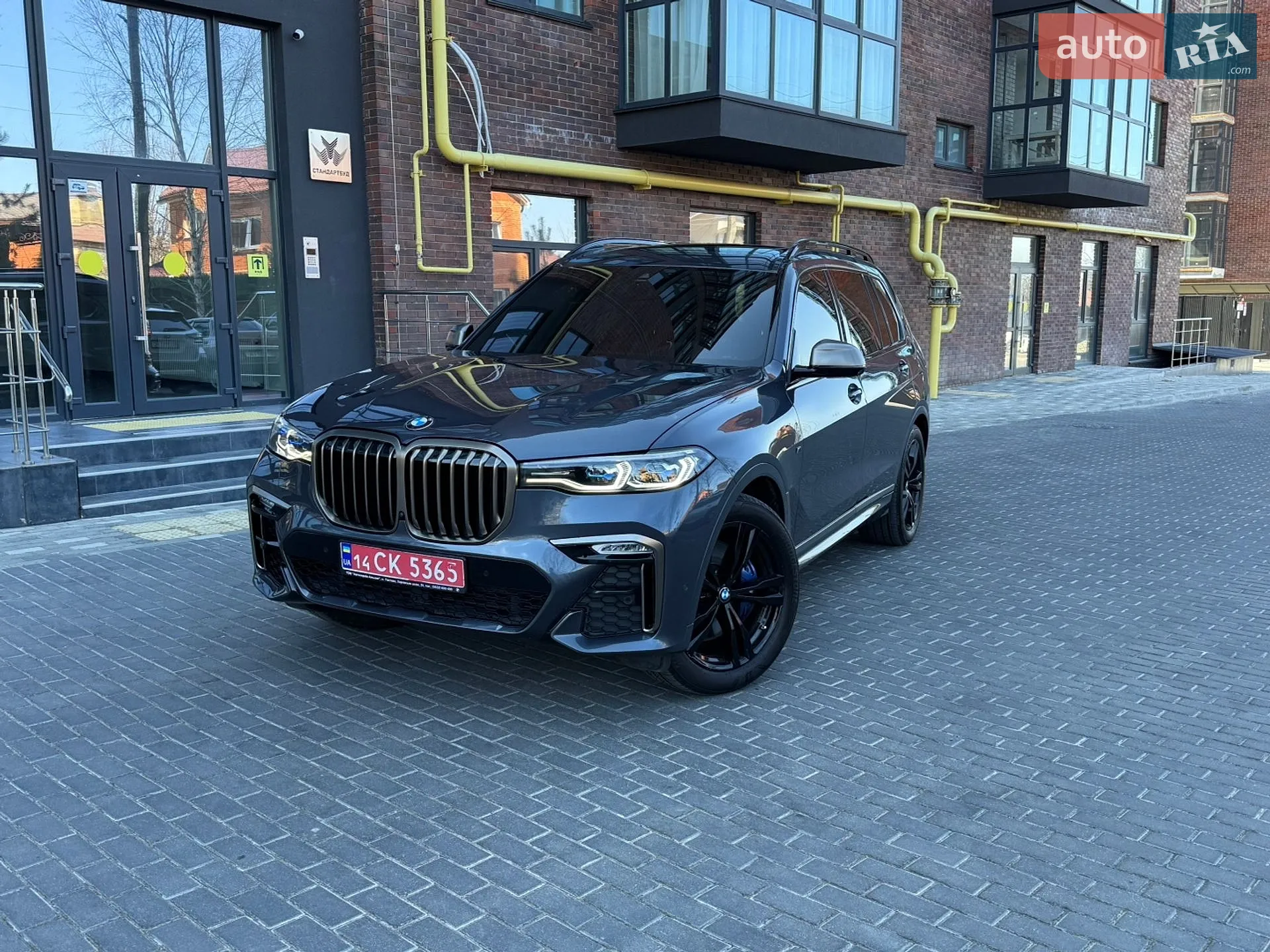 2022 BMW X7 - фото 1