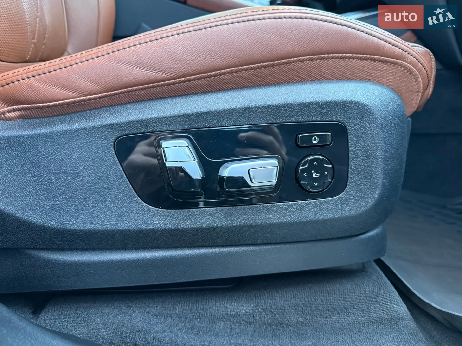 2022 BMW X7 - мініатюра 39