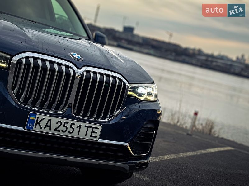 Внедорожник / Кроссовер BMW X7 2019 в Киеве