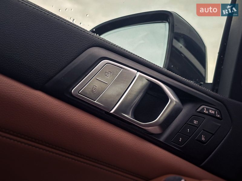 Внедорожник / Кроссовер BMW X7 2019 в Киеве