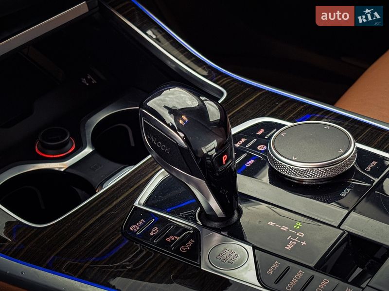 Внедорожник / Кроссовер BMW X7 2019 в Киеве