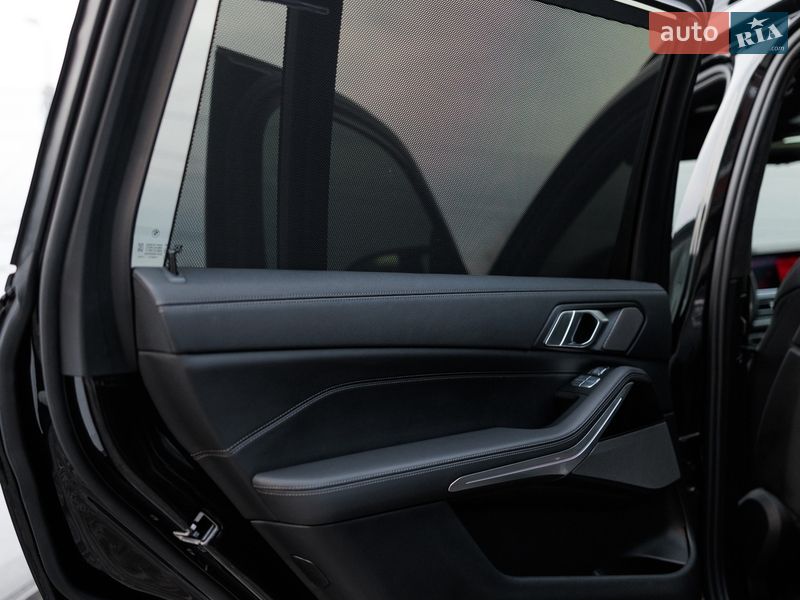 Внедорожник / Кроссовер BMW X7 2021 в Днепре