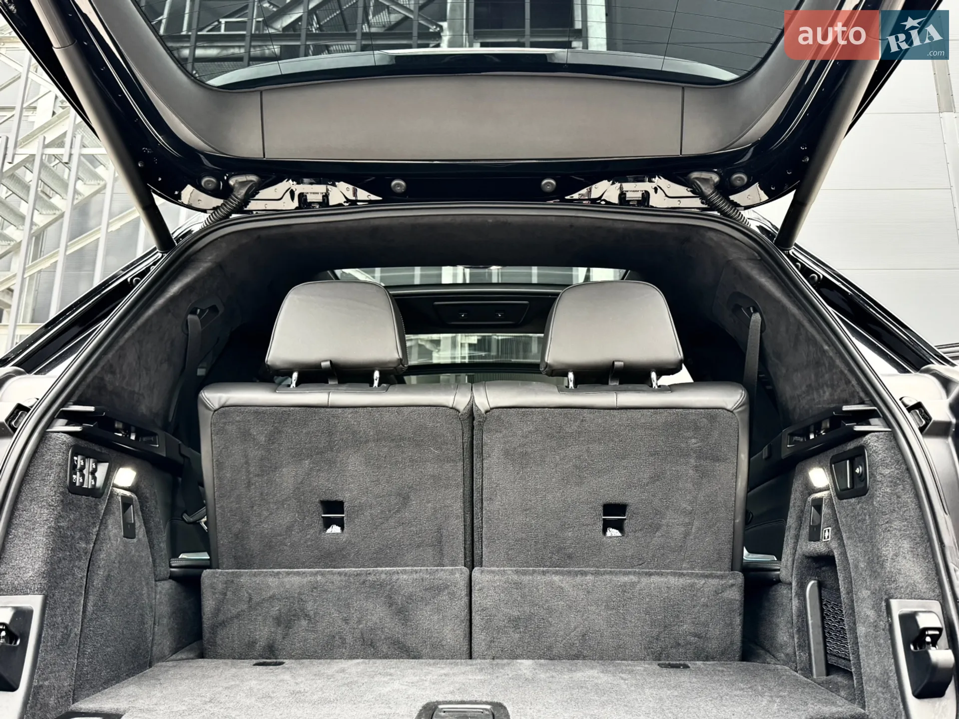 2023 BMW X7 - мініатюра 3