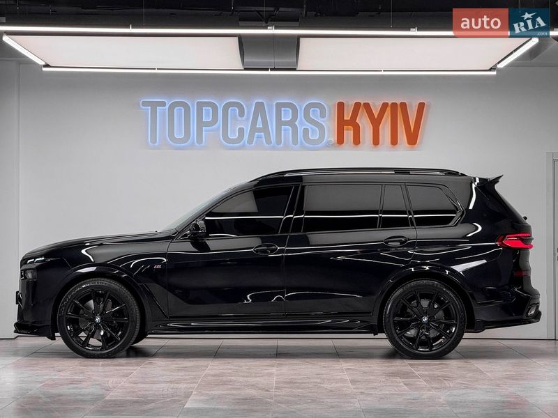 Внедорожник / Кроссовер BMW X7 2024 в Киеве