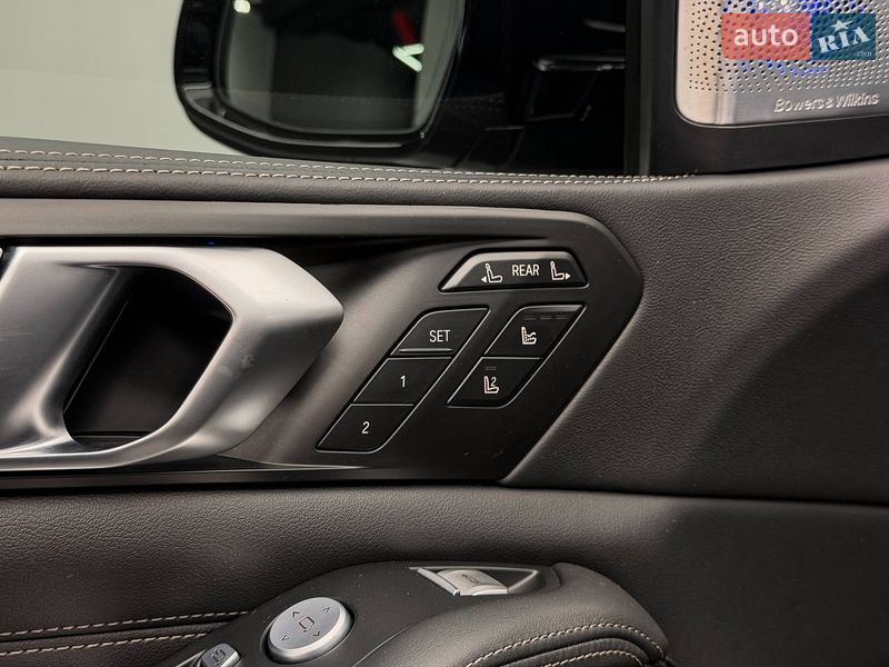 Внедорожник / Кроссовер BMW X7 2024 в Киеве