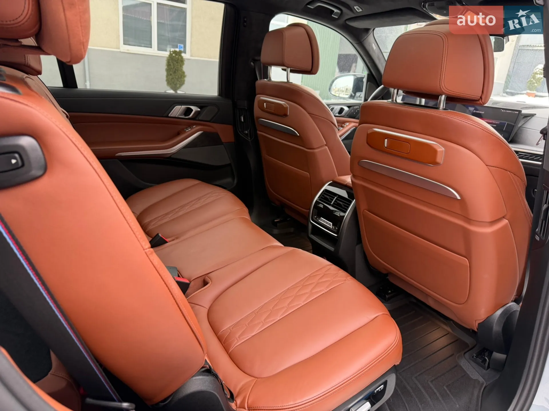 2024 BMW X7 - мініатюра 86