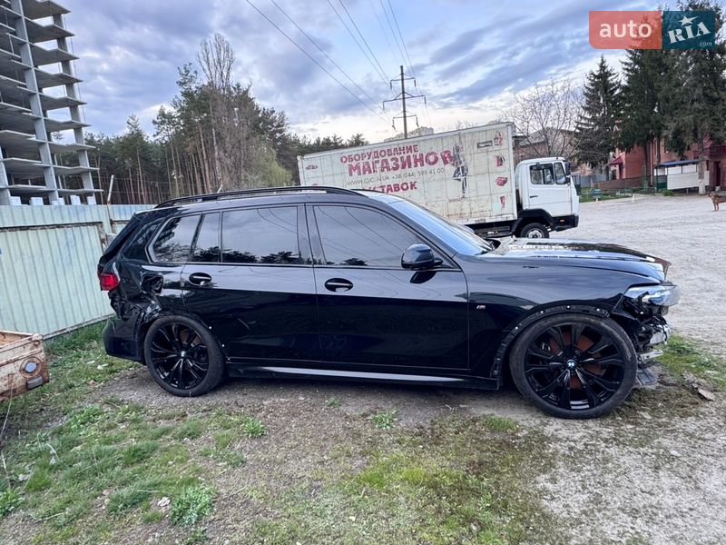 Позашляховик / Кросовер BMW X7 2022 в Києві