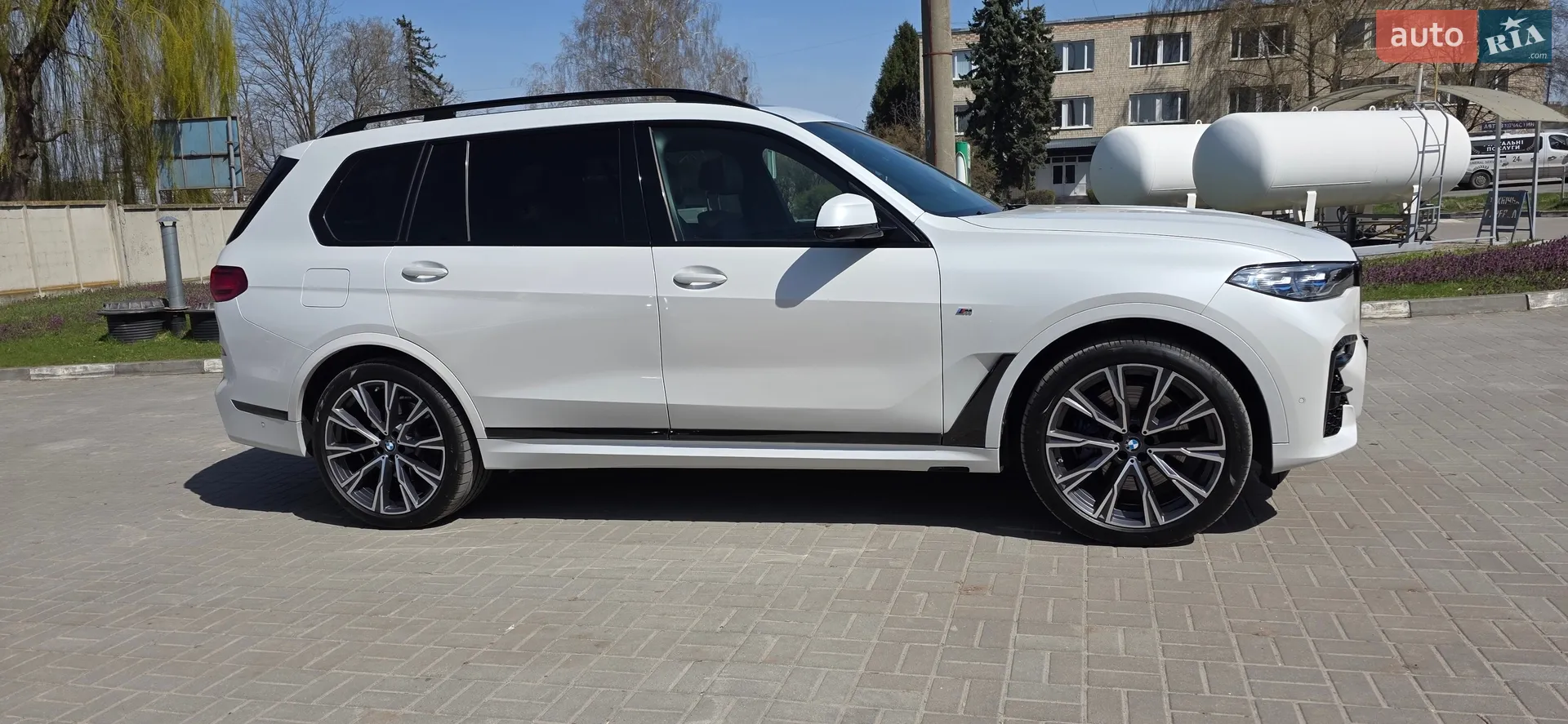 2021 BMW X7 - мініатюра 145