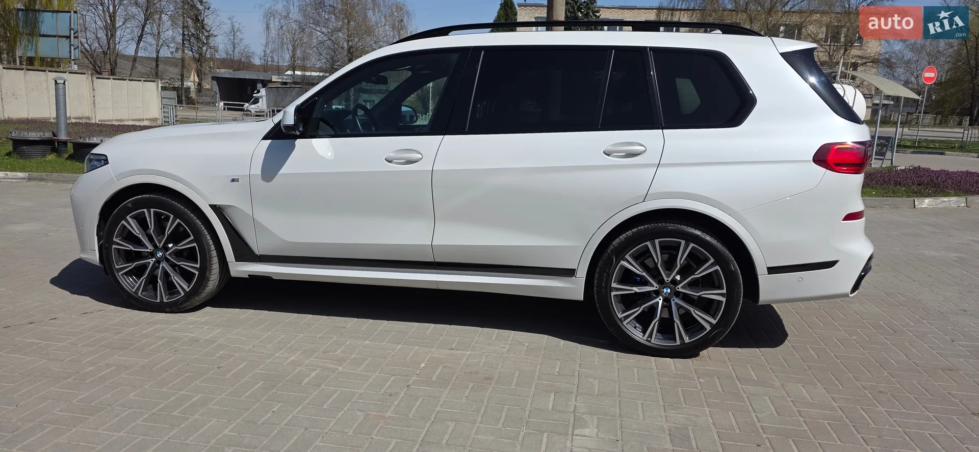 2021 BMW X7 - мініатюра 156