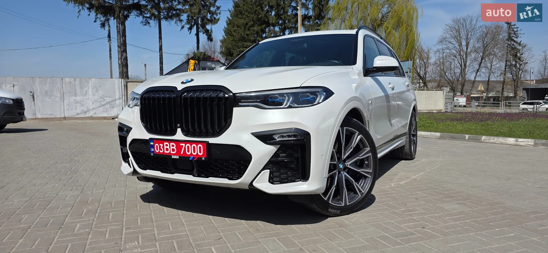 2021 BMW X7 - мініатюра 172