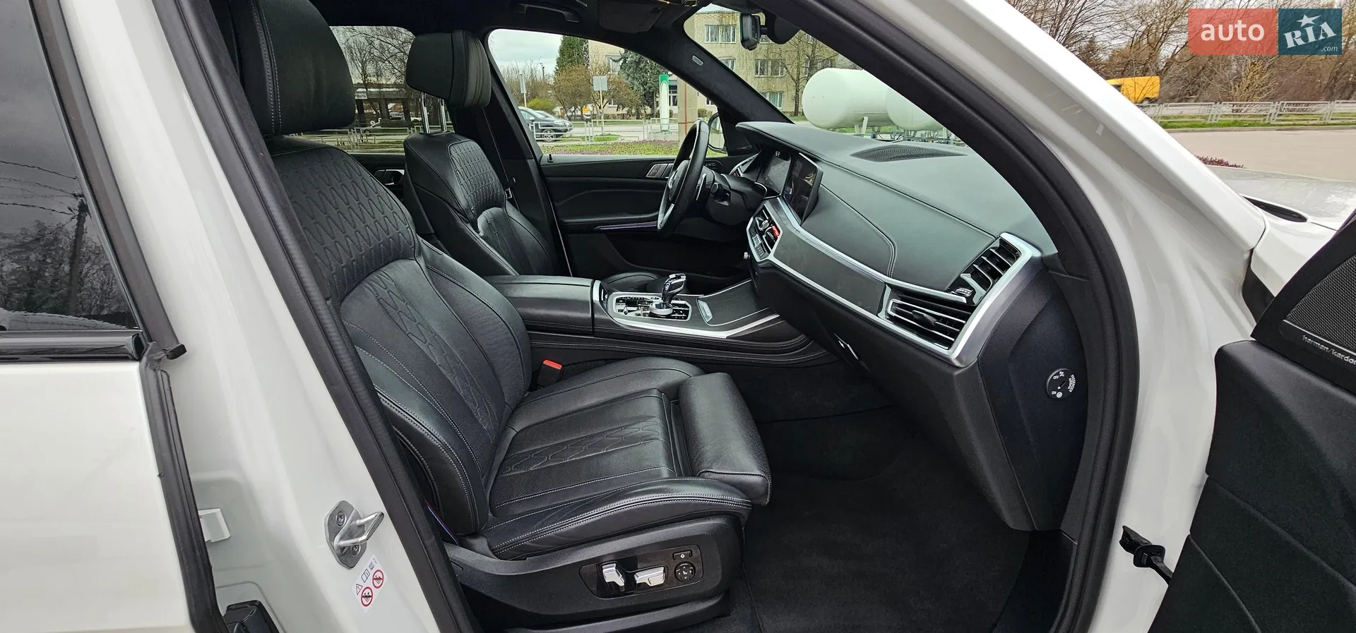 2021 BMW X7 - мініатюра 61