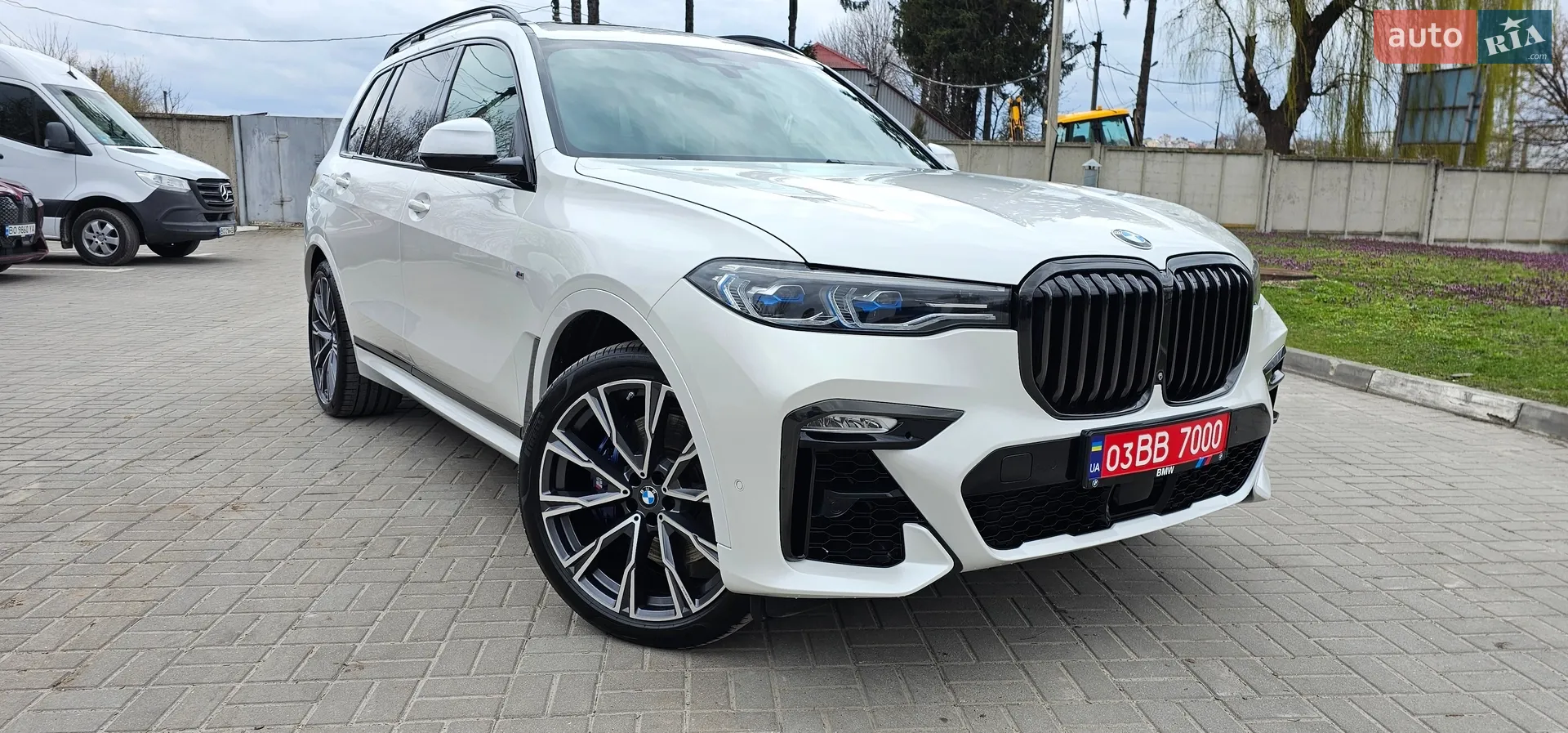 2021 BMW X7 - мініатюра 84