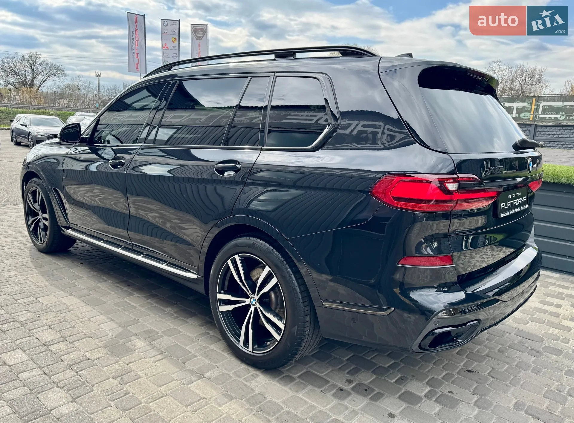 2021 BMW X7 - мініатюра 7