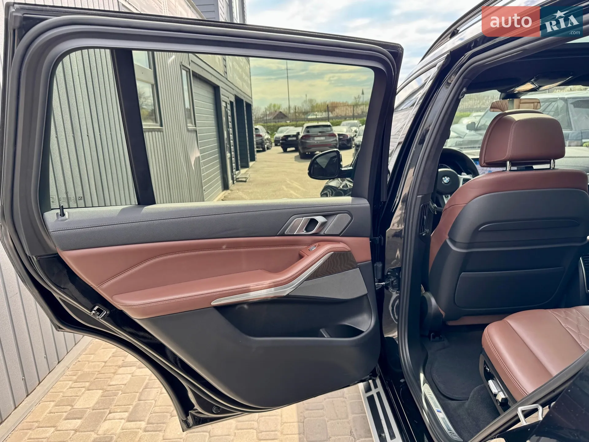 2021 BMW X7 - мініатюра 24