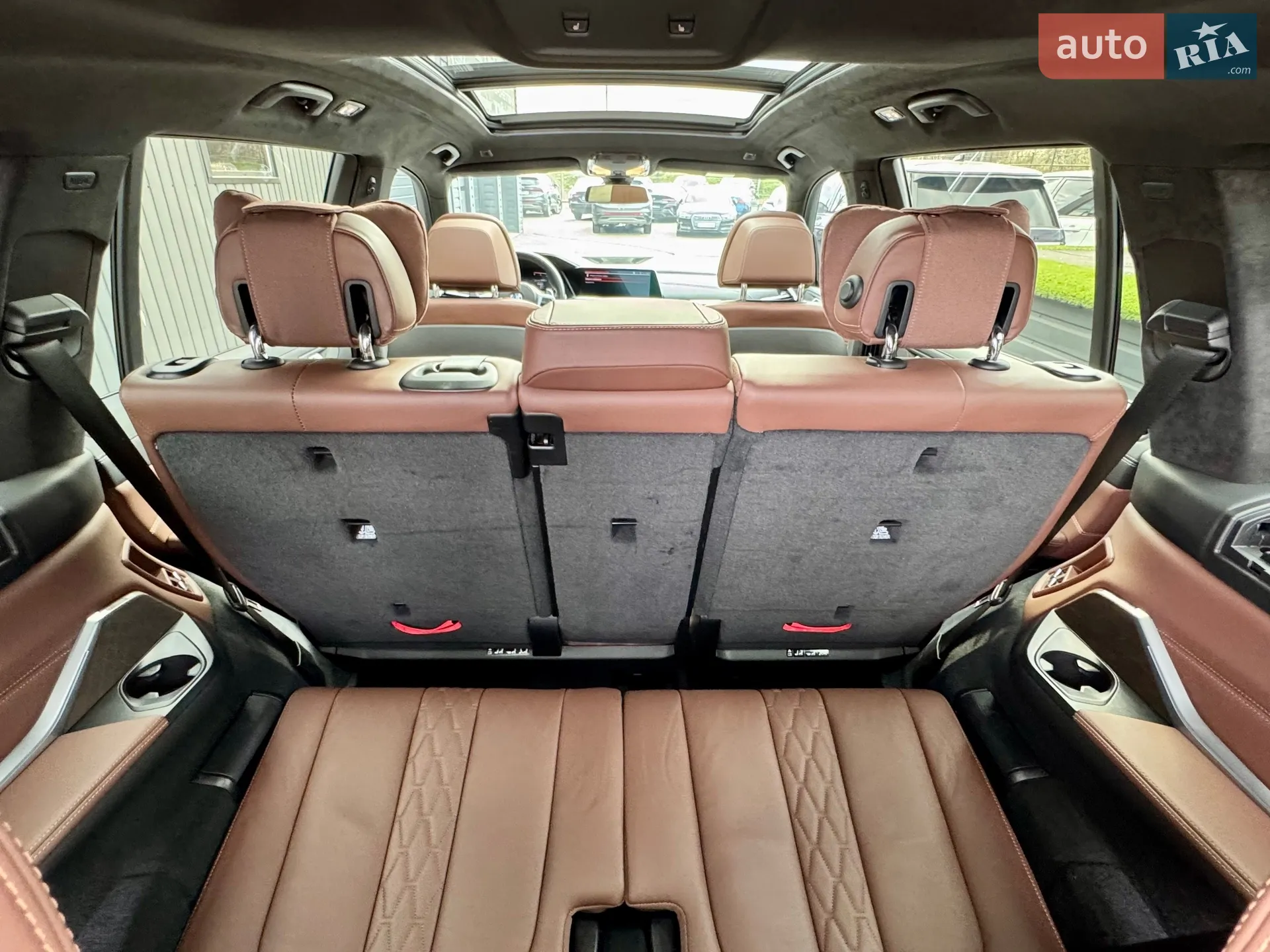2021 BMW X7 - мініатюра 38