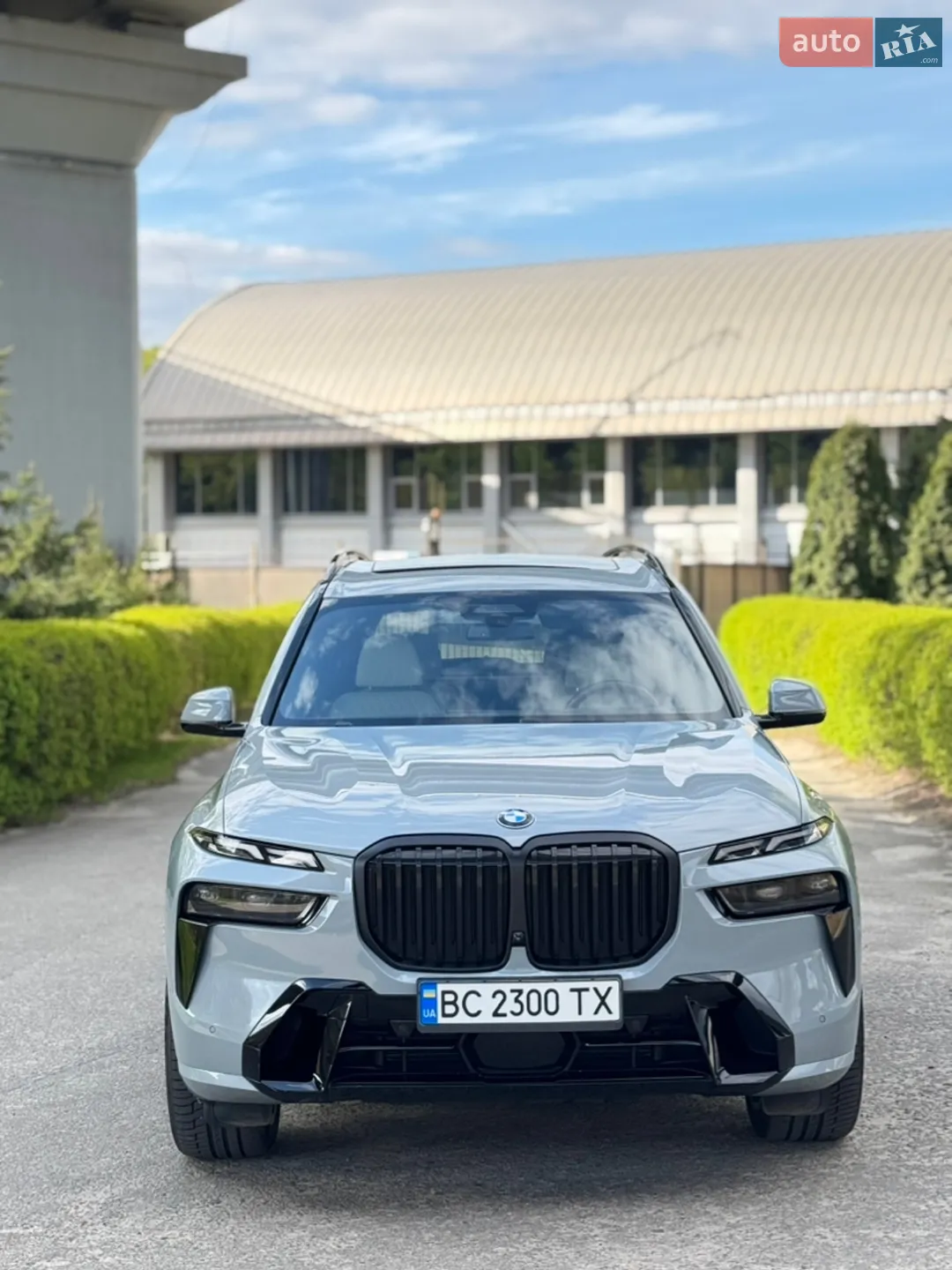 2023 BMW X7 - мініатюра 23