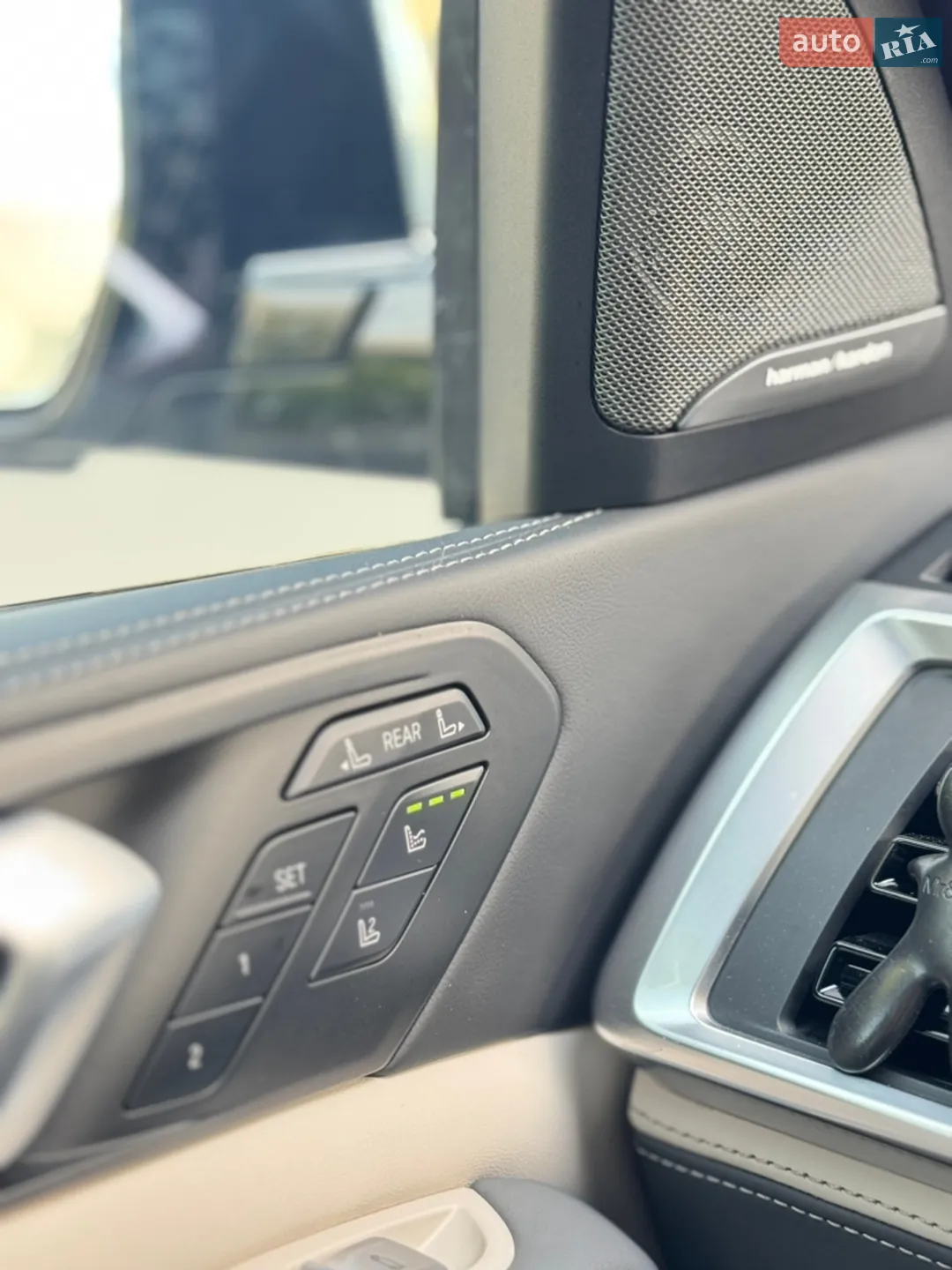 2023 BMW X7 - мініатюра 77