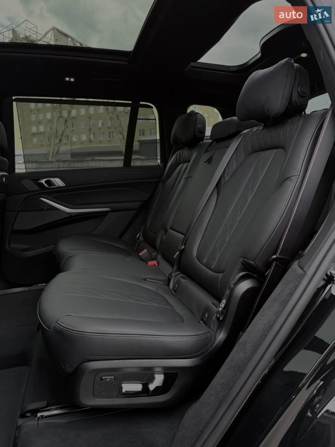 2026 BMW X7 - мініатюра 57