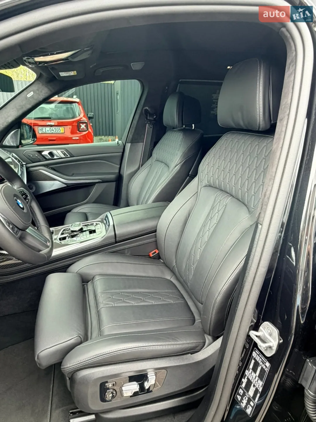 2025 BMW X7 - мініатюра 16