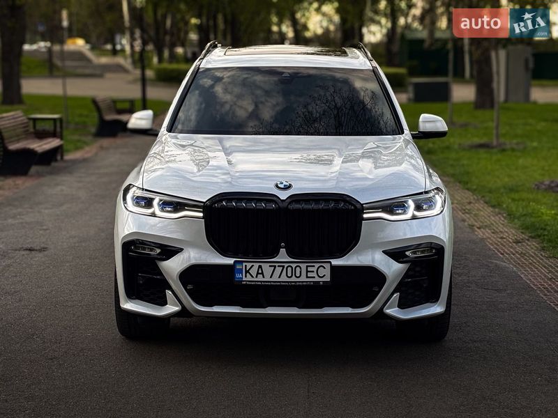 Внедорожник / Кроссовер BMW X7 2022 в Киеве