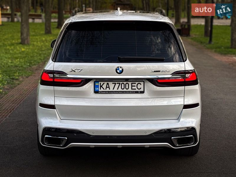 Внедорожник / Кроссовер BMW X7 2022 в Киеве