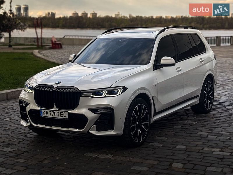 Внедорожник / Кроссовер BMW X7 2022 в Киеве