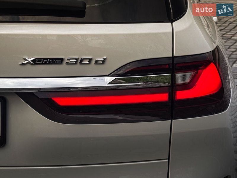Внедорожник / Кроссовер BMW X7 2022 в Киеве