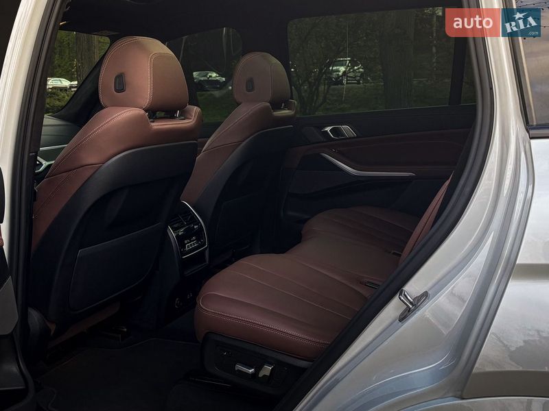 Внедорожник / Кроссовер BMW X7 2022 в Киеве