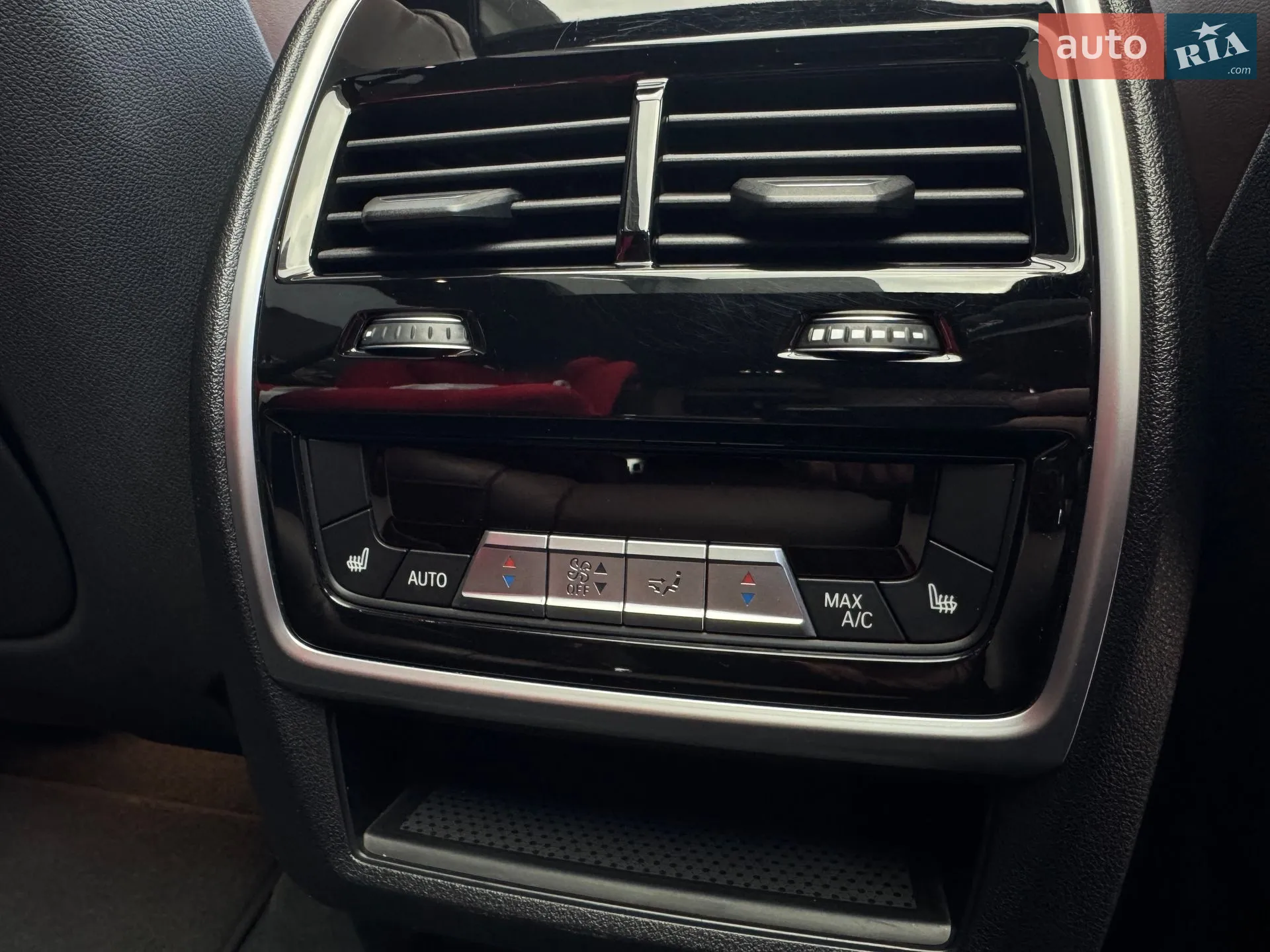2019 BMW X7 - мініатюра 31