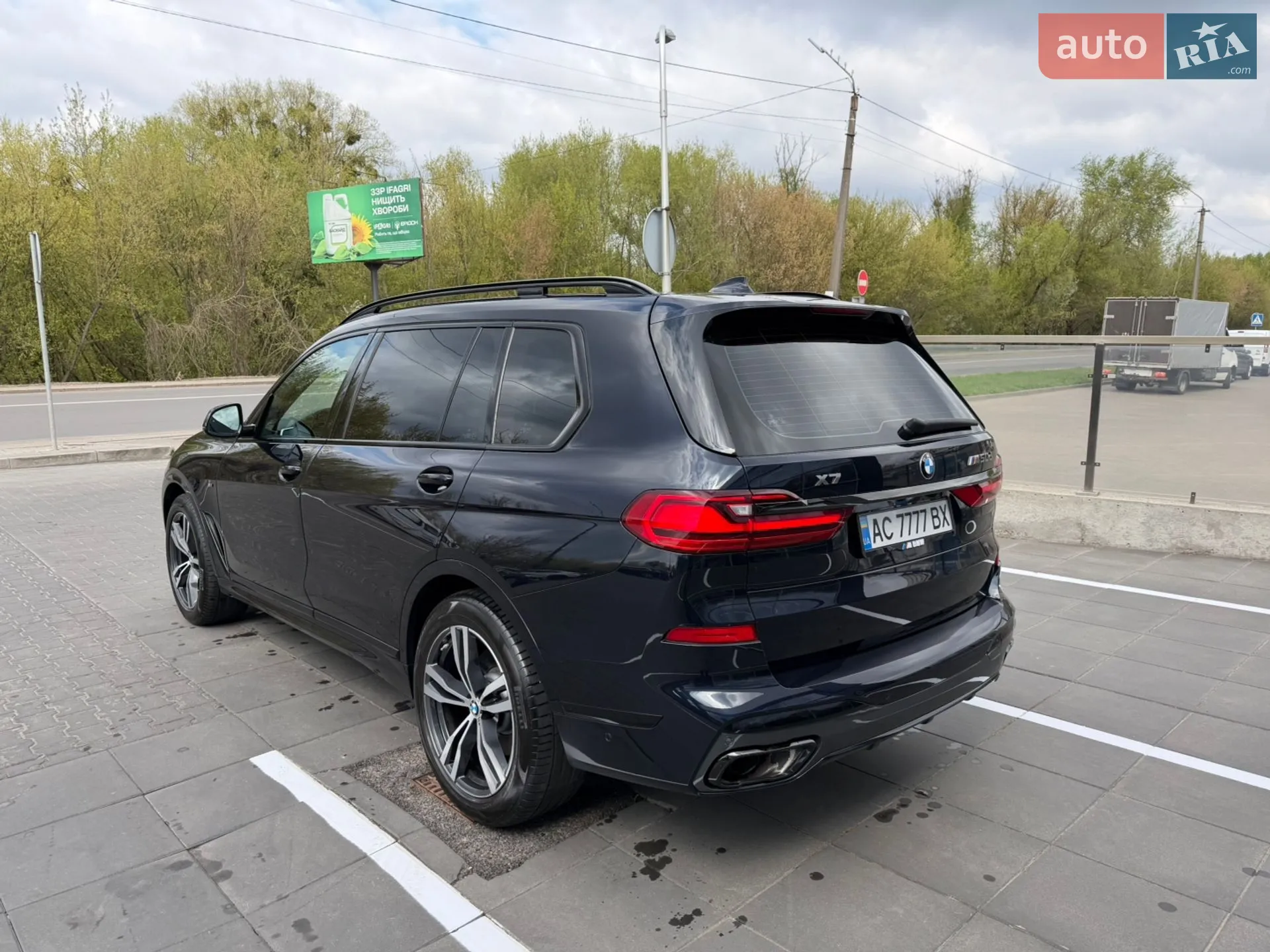 2021 BMW X7 - мініатюра 4