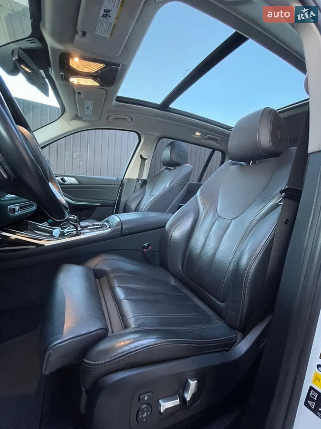 2019 BMW X7 - мініатюра 23