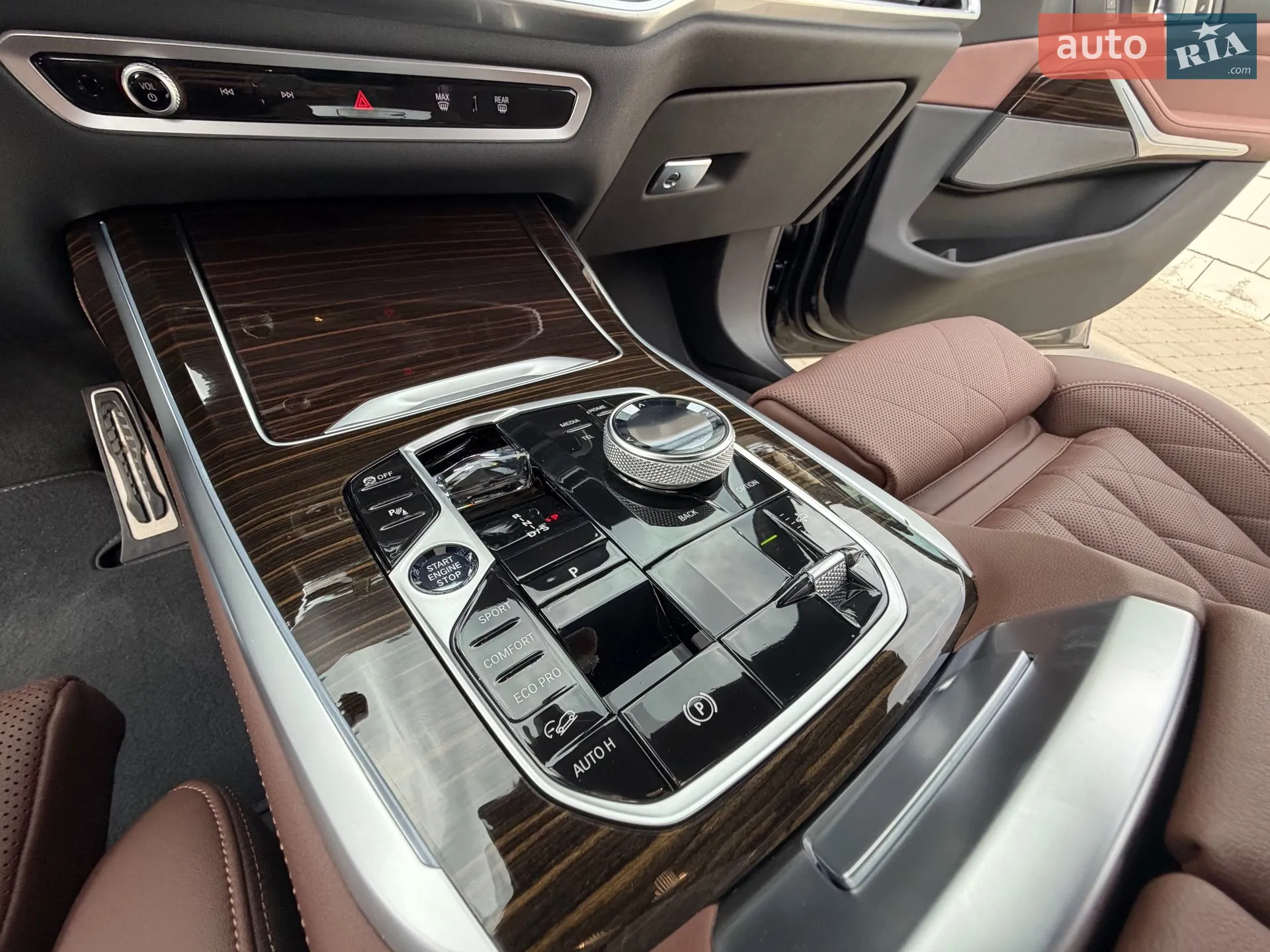2023 BMW X7 - мініатюра 31