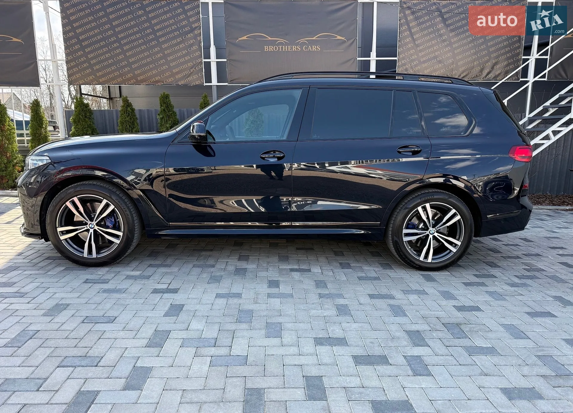 2020 BMW X7 - мініатюра 2