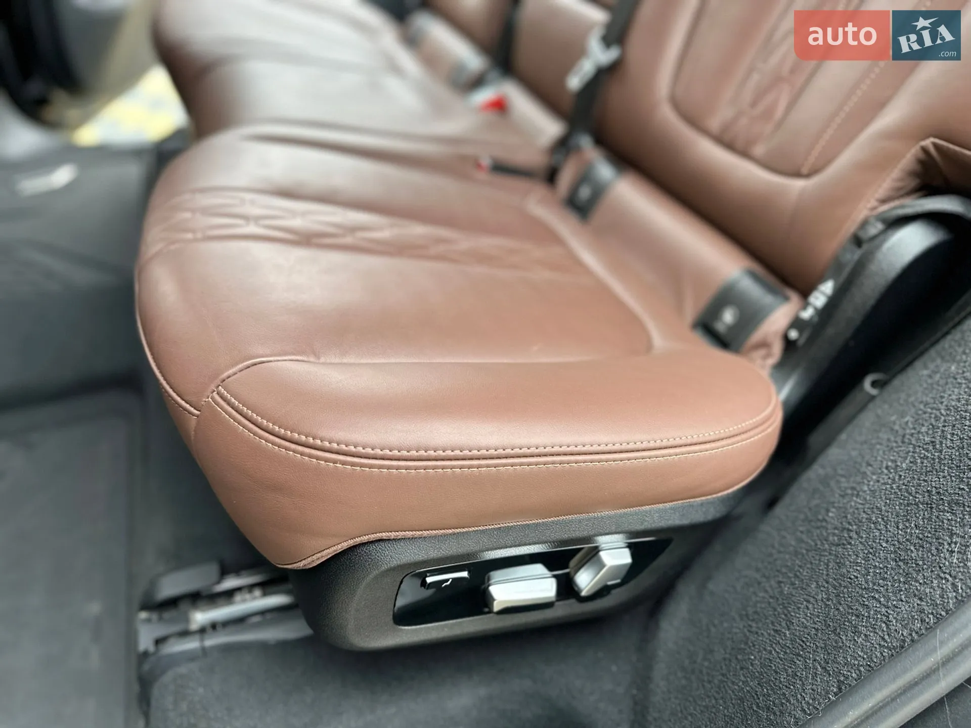 2022 BMW X7 - мініатюра 65