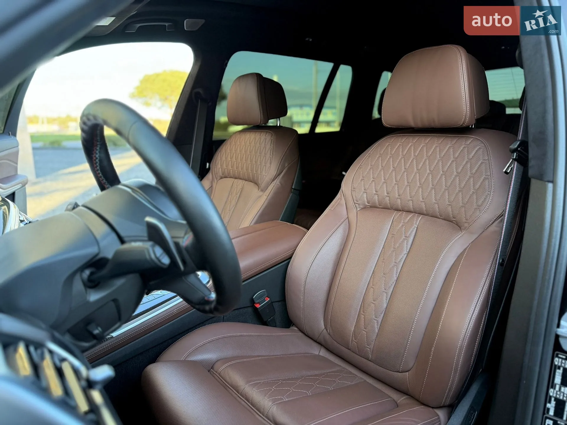 2023 BMW X7 - мініатюра 33