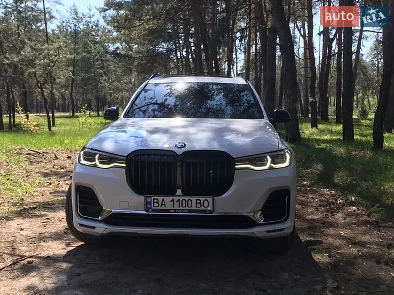 BMW X7 2021