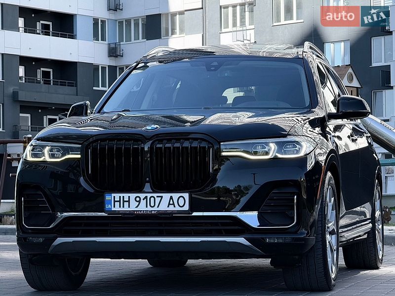 Внедорожник / Кроссовер BMW X7 2021 в Одессе