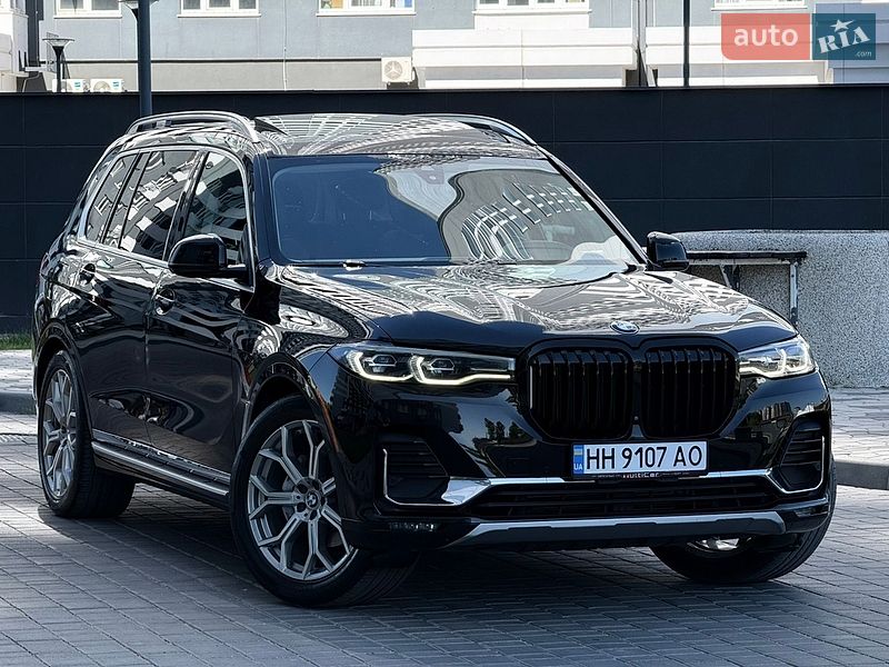 Внедорожник / Кроссовер BMW X7 2021 в Одессе