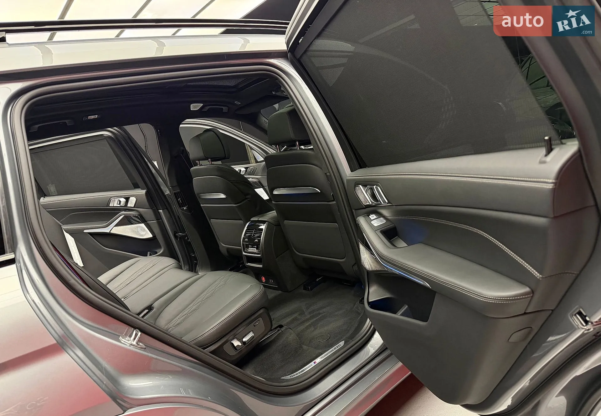 2023 BMW X7 - мініатюра 44