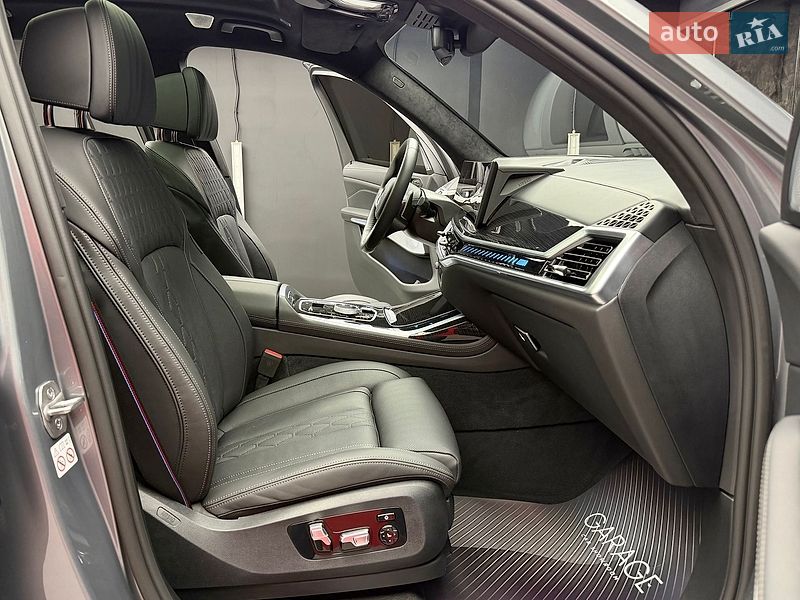 Внедорожник / Кроссовер BMW X7 2023 в Киеве