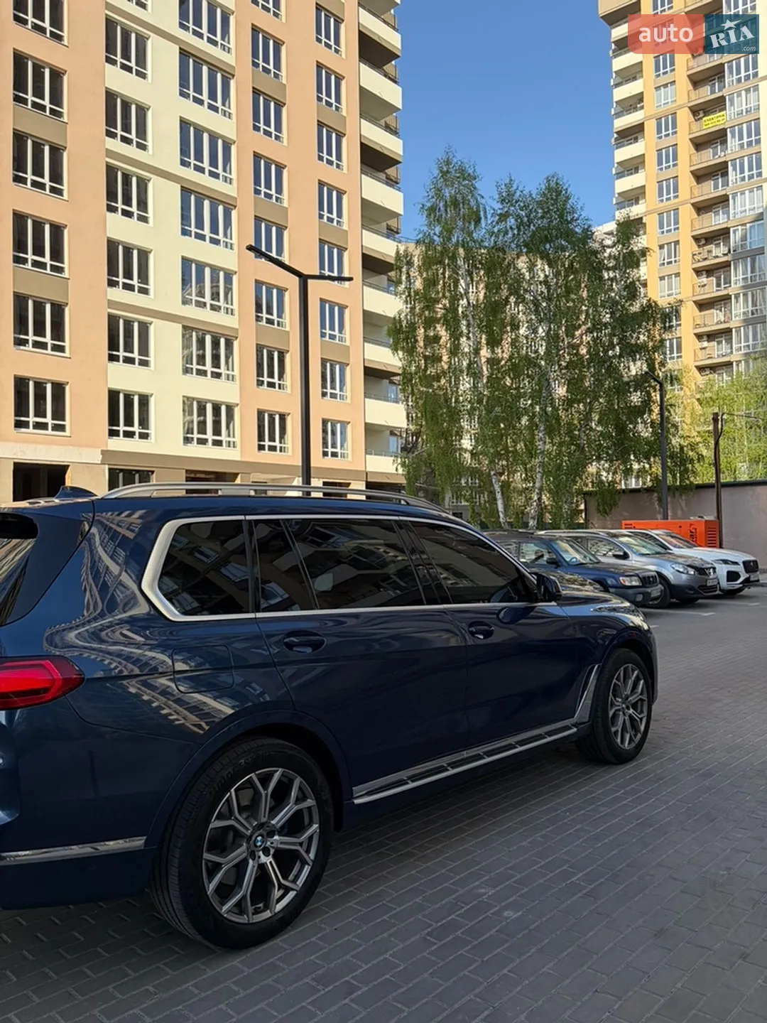 2020 BMW X7 - мініатюра 9