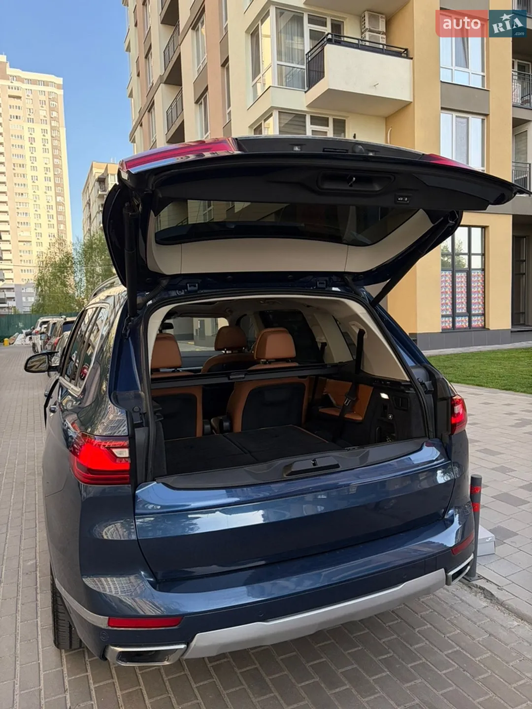 2020 BMW X7 - мініатюра 11