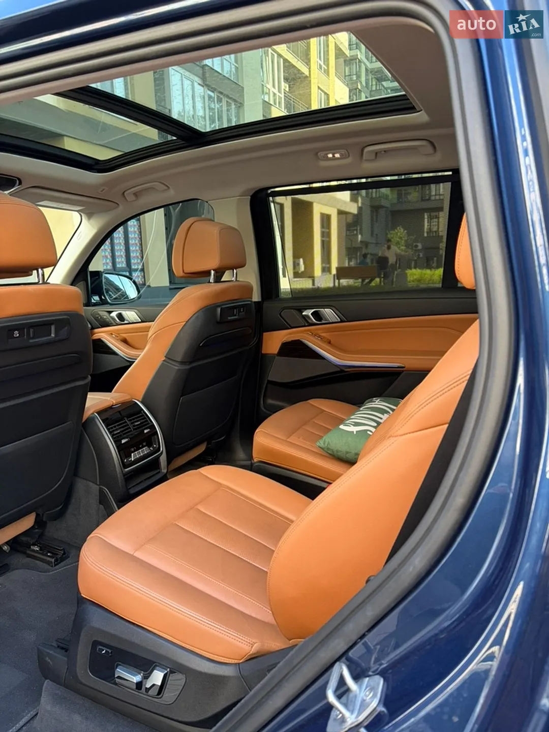 2020 BMW X7 - мініатюра 15