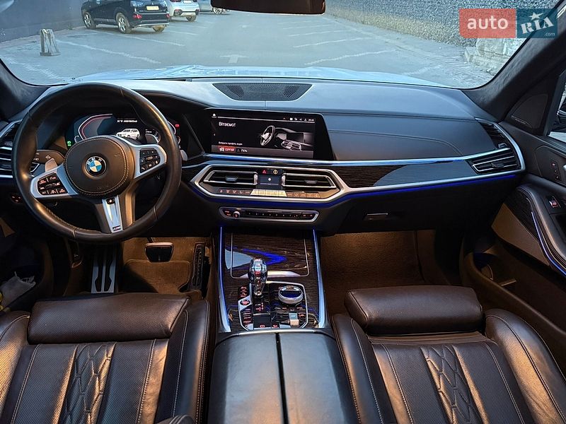 Внедорожник / Кроссовер BMW X7 2020 в Черновцах