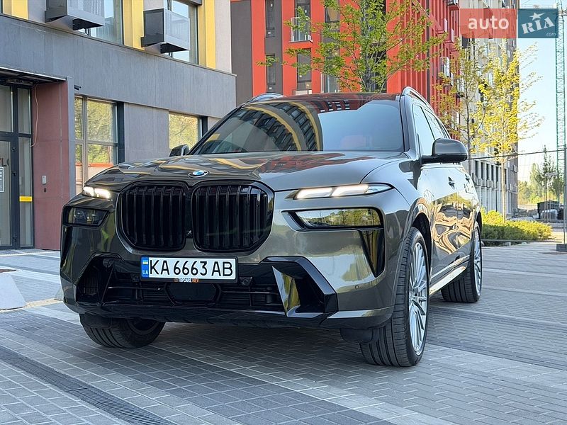 Внедорожник / Кроссовер BMW X7 2024 в Киеве