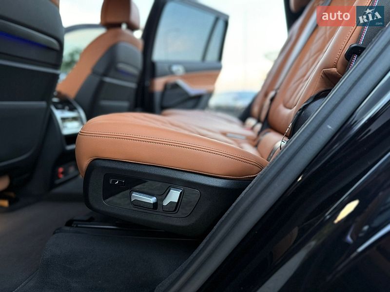Внедорожник / Кроссовер BMW X7 2022 в Львове