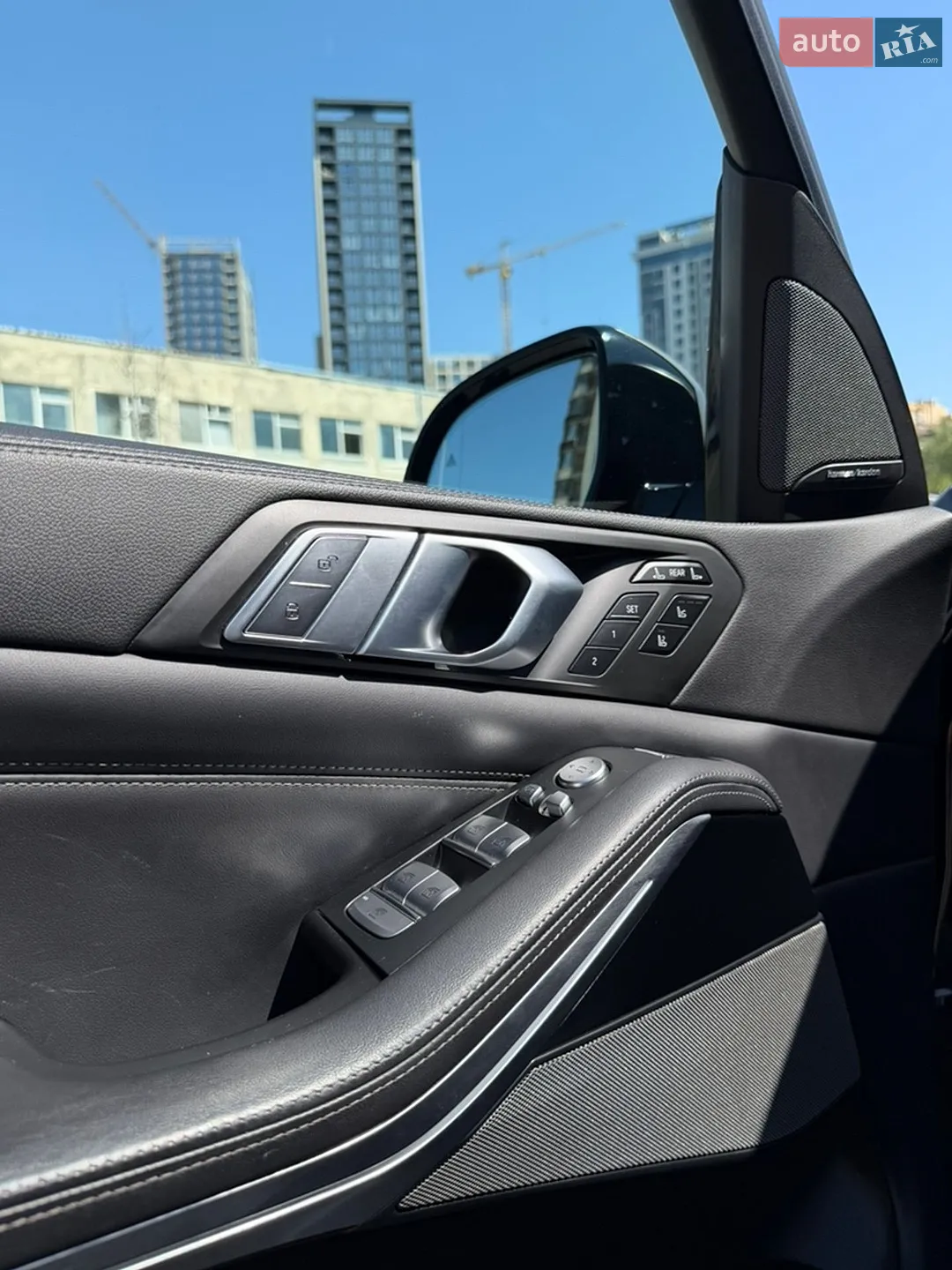 2020 BMW X7 - мініатюра 12