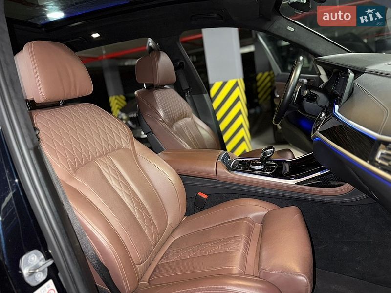 Внедорожник / Кроссовер BMW X7 2020 в Киеве