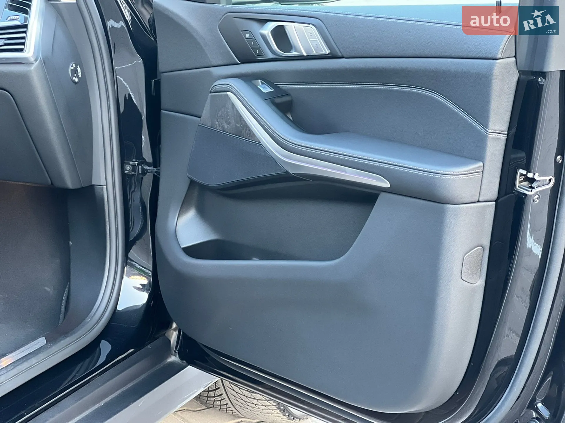 2022 BMW X7 - мініатюра 48